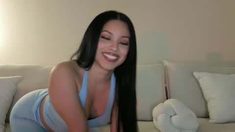 Snapshot of amaya_floress chatting on March 29, 2026, 12:05 pm amaya_floress online show from March 29, 2026, 12:05 pm