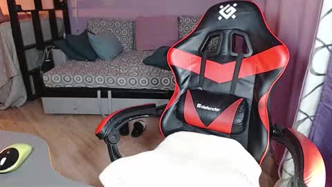 Malina online show from December 13, 2025, 7:53 pm