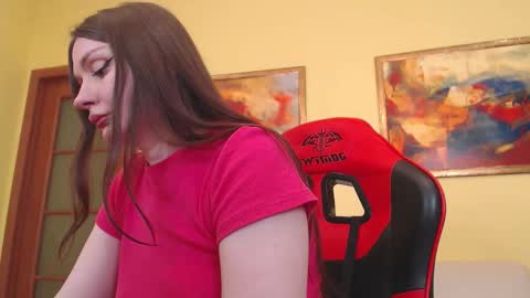 amazing_agness online show from October 11, 2025, 7:40 am