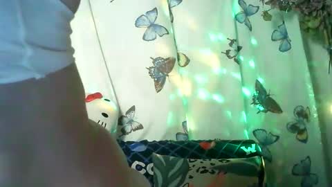 Snapshot of amazing_angel22 chatting on April 4, 2026, 3:09 pm amazing angel online show from April 4, 2026, 3:09 pm