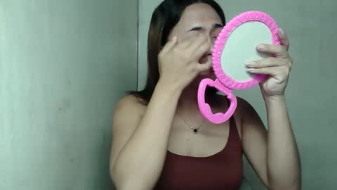 Snapshot of amazing_yella69 chatting on October 6, 2025, 8:45 am YELLA online show from October 6, 2025, 8:45 am