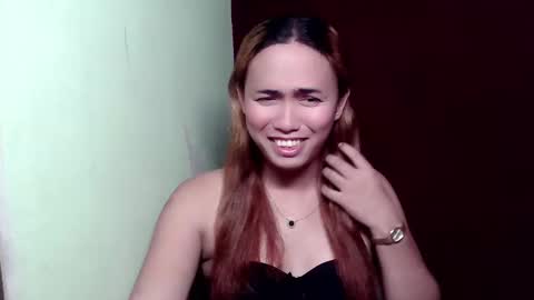 YELLA online show from April 23, 2026, 7:52 am