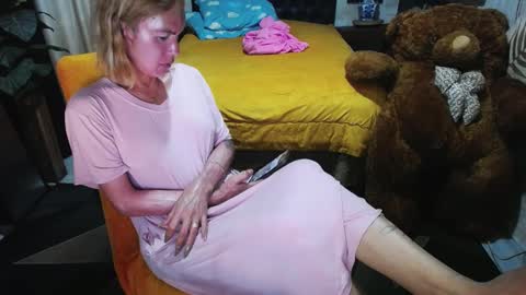Snapshot of amazingbombshellx chatting on February 18, 2025, 11:00 am kendra online show from February 18, 2025, 11:00 am
