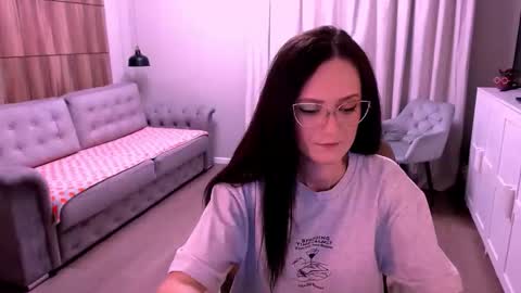 Izza online show from April 27, 2026, 10:46 am