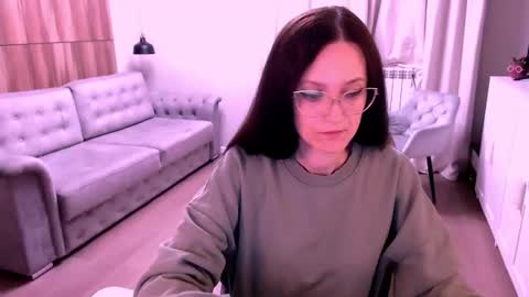 Izza online show from April 29, 2026, 2:21 pm