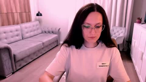 Izza online show from May 26, 2026, 3:41 pm