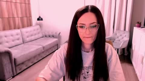 Izza online show from May 31, 2026, 1:40 pm