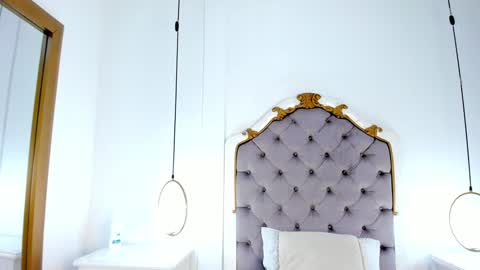 Snapshot of ambar_adamss chatting on February 7, 2025, 2:37 pm Sara online show from February 7, 2025, 2:37 pm