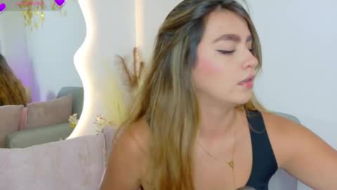 Snapshot of ambar_carterr chatting on May 17, 2026, 3:15 am Ambar online show from May 17, 2026, 3:15 am