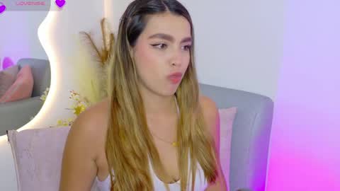 Snapshot of ambar_carterr chatting on May 20, 2026, 12:06 am Ambar online show from May 20, 2026, 12:06 am