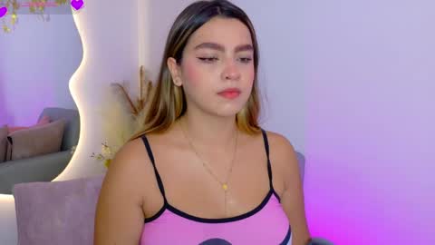 Snapshot of ambar_carterr chatting on May 24, 2026, 5:40 pm Ambar online show from May 24, 2026, 5:40 pm