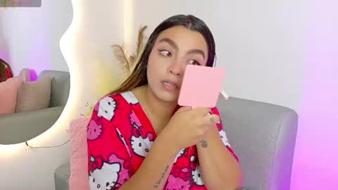 Snapshot of ambar_carterr chatting on June 27, 2026, 7:19 pm Ambar online show from June 27, 2026, 7:19 pm