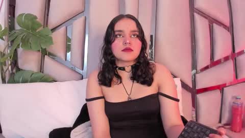   online show from December 20, 2025, 7:10 pm