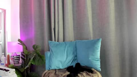   online show from March 3, 2026, 7:20 pm