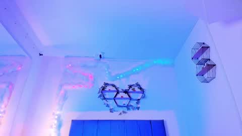 ambar_gh1 online show from April 25, 2026, 8:28 pm