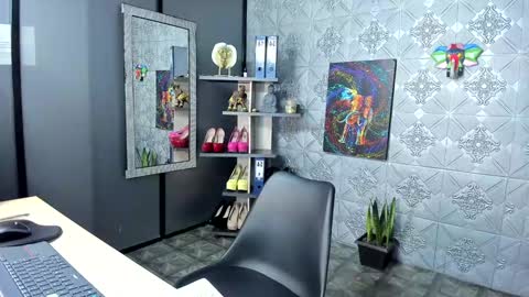 ambar rose2  online show from December 6, 2024, 10:38 am