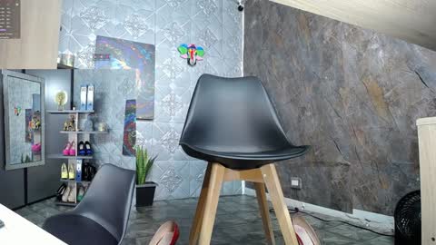 ambar rose2  online show from January 4, 2025, 1:10 pm