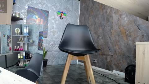 ambar rose2  online show from January 16, 2025, 4:07 pm