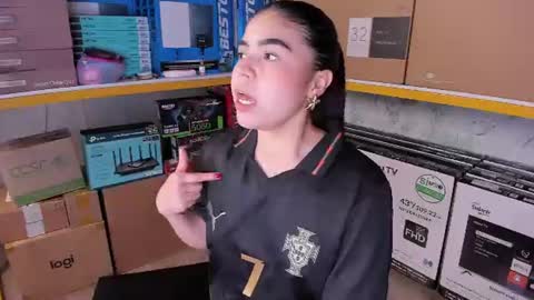 Snapshot of ambarina_ chatting on July 6, 2026, 3:03 pm Ambarina online show from July 6, 2026, 3:03 pm