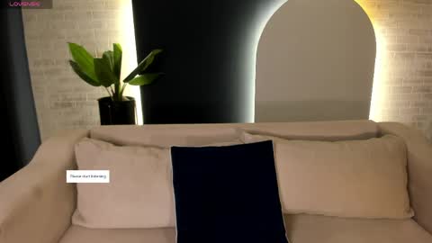 Ambar  online show from April 26, 2026, 10:46 am