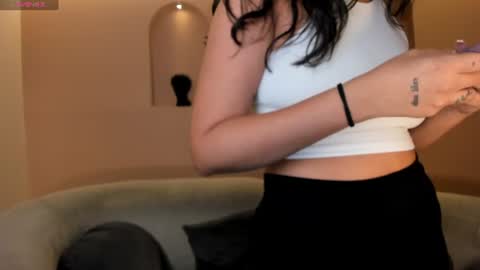Snapshot of ambarjames_ chatting on June 20, 2026, 10:51 am Ambar online show from June 20, 2026, 10:51 am