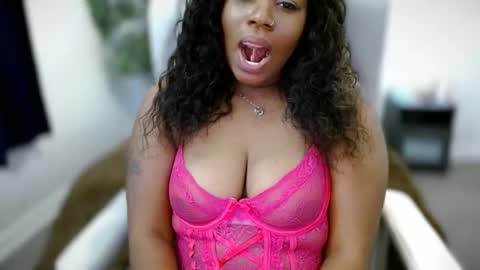 Snapshot of ambarose88 chatting on October 30, 2025, 4:41 pm Amoya online show from October 30, 2025, 4:41 pm