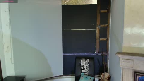 Ambar Ross online show from February 17, 2025, 7:10 pm