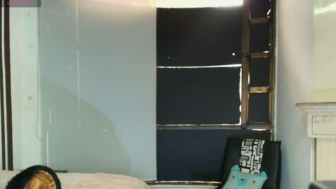 Ambar Ross online show from February 18, 2025, 7:19 pm