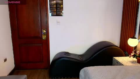 Ambar Ross online show from June 9, 2026, 2:06 pm