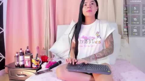 Snapshot of ambarr_stone chatting on June 13, 2026, 9:07 am Ambar online show from June 13, 2026, 9:07 am