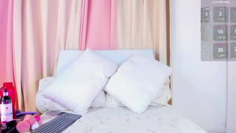 Snapshot of ambarr_stone chatting on June 18, 2026, 9:25 am Ambar online show from June 18, 2026, 9:25 am