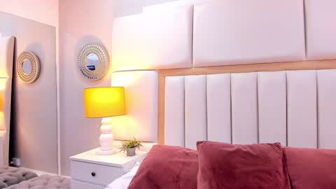 AmbarSantany  online show from February 2, 2025, 2:48 am