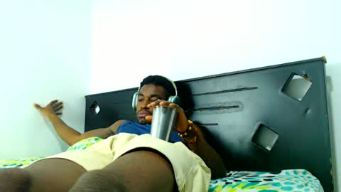 Snapshot of ambartxsex chatting on June 17, 2026, 10:21 pm ambartxsex online show from June 17, 2026, 10:21 pm