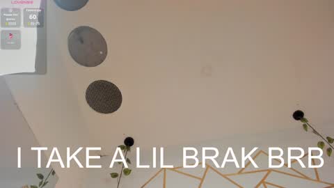 Snapshot of ambeer_rousess chatting on February 6, 2025, 11:04 pm Amber online show from February 6, 2025, 11:04 pm