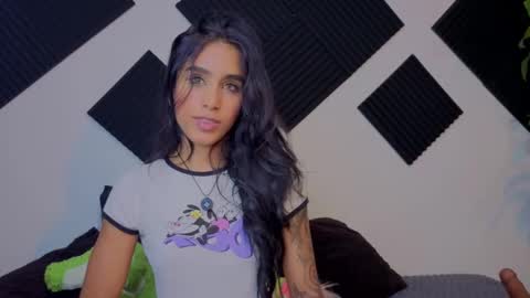 Snapshot of ambeer_rousess chatting on September 24, 2025, 2:04 am Amber online show from September 24, 2025, 2:04 am