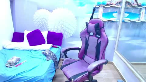 ambel_rose online show from May 1, 2026, 1:32 am