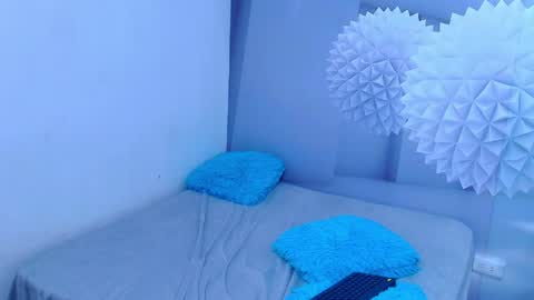 Snapshot of ambel_rose chatting on May 15, 2026, 1:12 am ambel_rose online show from May 15, 2026, 1:12 am