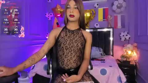 Snapshot of amber_18x chatting on July 5, 2026, 8:21 am Cody amber online show from July 5, 2026, 8:21 am