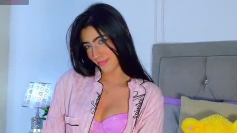Snapshot of amber_bull chatting on May 23, 2026, 10:19 am amber_bull online show from May 23, 2026, 10:19 am