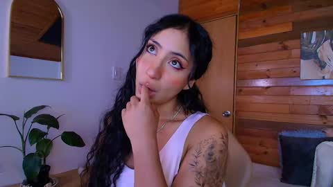 Snapshot of amber_curly chatting on May 25, 2026, 11:22 pm amber_curly online show from May 25, 2026, 11:22 pm