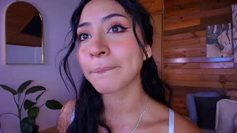 Snapshot of amber_curly chatting on May 26, 2026, 8:49 pm amber_curly online show from May 26, 2026, 8:49 pm