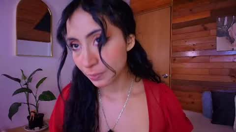 Snapshot of amber_curly chatting on June 11, 2026, 12:32 am amber_curly online show from June 11, 2026, 12:32 am