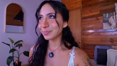 amber_curly online show from June 26, 2026, 5:39 pm