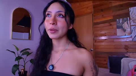 amber_curly online show from July 1, 2026, 6:40 pm