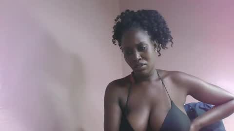 amber_cutie2 online show from December 16, 2025, 7:08 pm