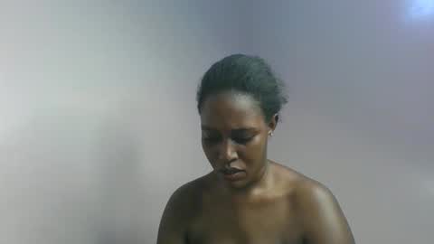 amber_cutie2 online show from April 27, 2026, 6:11 am