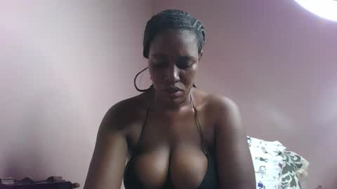 Snapshot of amber_cutie2 chatting on June 3, 2026, 1:08 am amber_cutie2 online show from June 3, 2026, 1:08 am