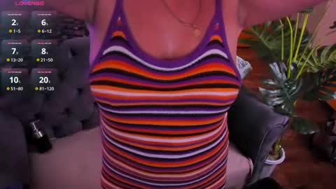 Snapshot of amber_foks chatting on August 5, 2026, 10:07 am Amber online show from August 5, 2026, 10:07 am