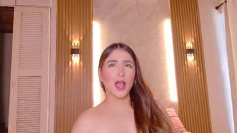 Snapshot of amber_gibsson2 chatting on July 20, 2026, 1:02 pm Amber online show from July 20, 2026, 1:02 pm
