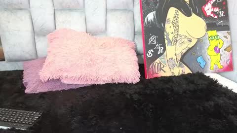 Snapshot of amber_lee20 chatting on December 10, 2024, 2:05 am LUISA online show from December 10, 2024, 2:05 am